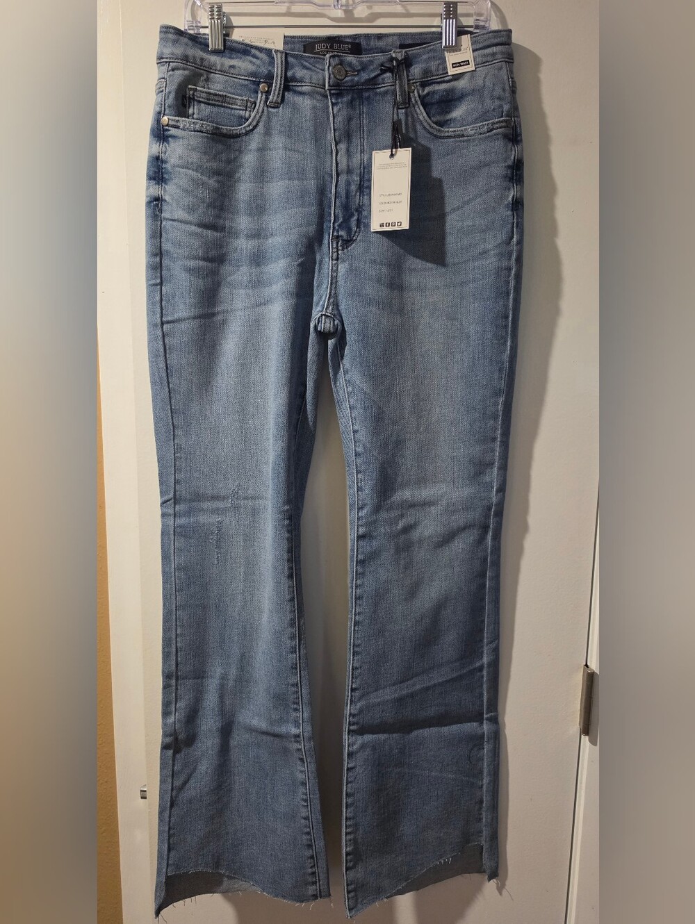 NWT Judy Blue Mid Rise Dad Jean Raw Hem Medium Wash Denim 13 / 31 (JB82540MD)